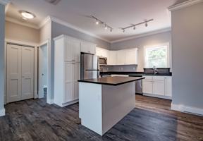 featured image of 2 Cottage St #3