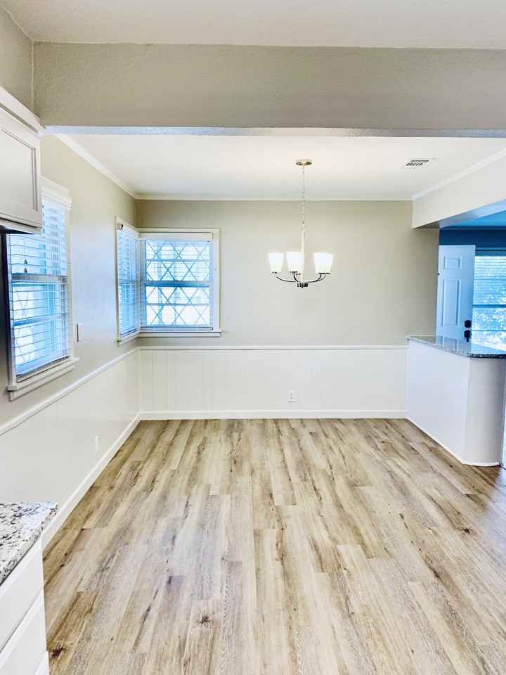 226 Tolbert Ave - Photo 5 of 15
