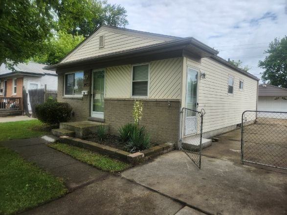 20473 Vermander Ave - Photo 2 of 3