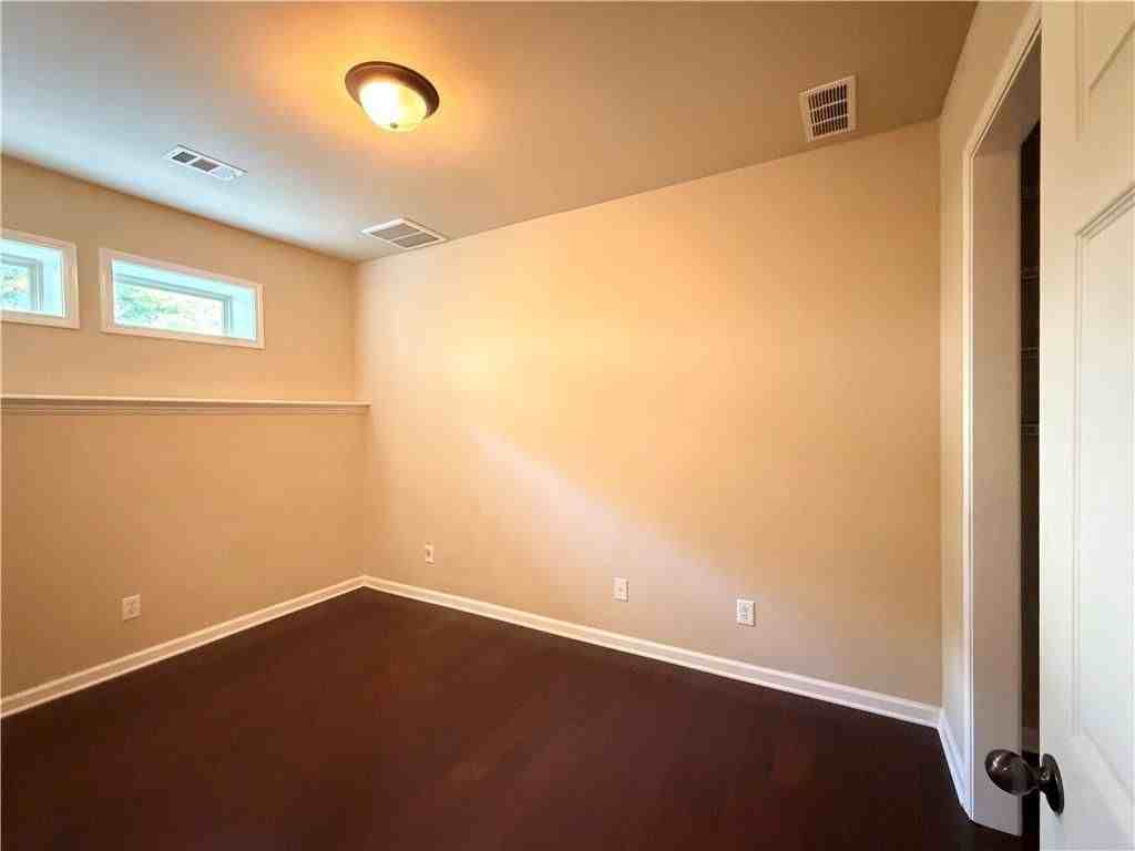 734 Grove Manor Park - Photo 4 of 33