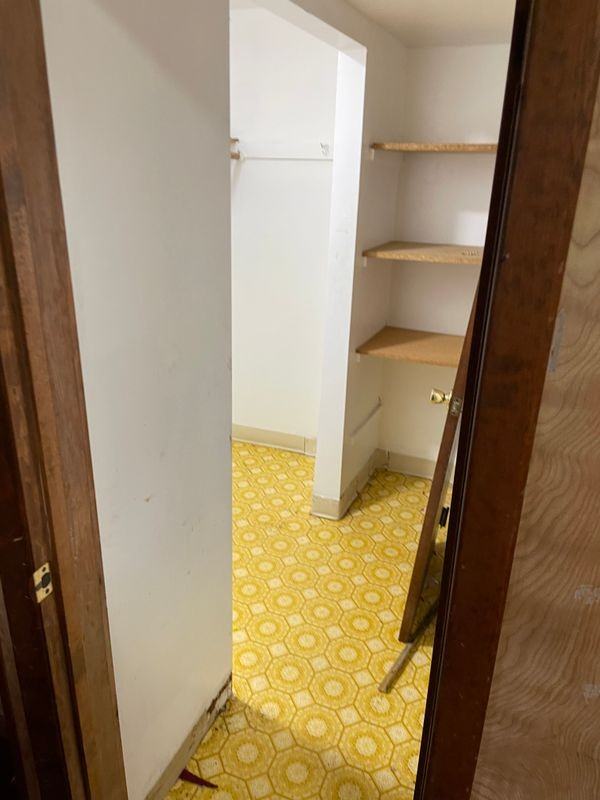 406 Fulton St - Photo 4 of 5