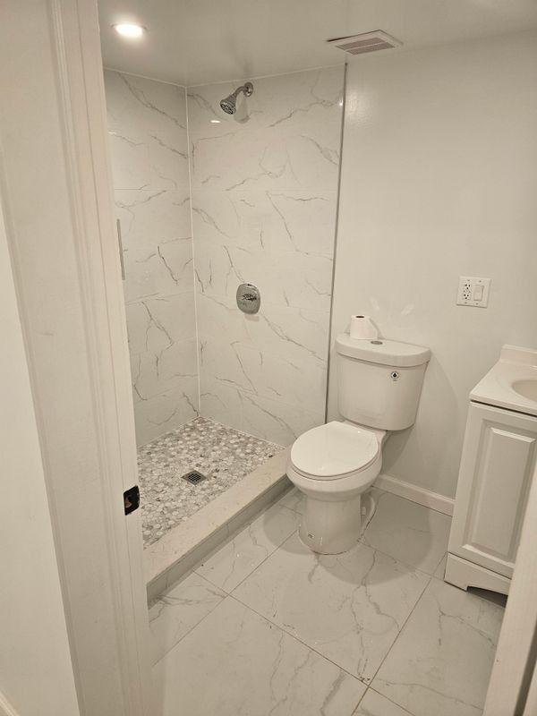 8 Depew St - Photo 5 of 8