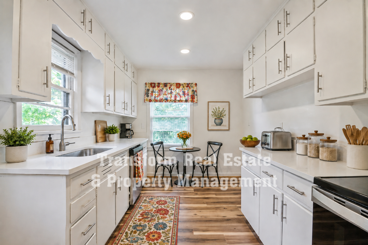 252 Westwood Dr - Photo 2 of 11