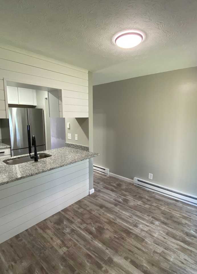 307 Forest Ln - Photo 7 of 11
