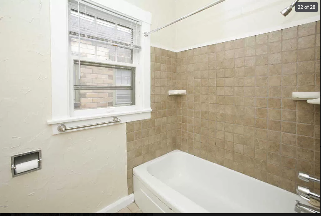 14 Beckman Ave S #18 - Photo 5 of 8