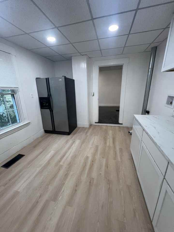718 S Main St #720 - Photo 4 of 11