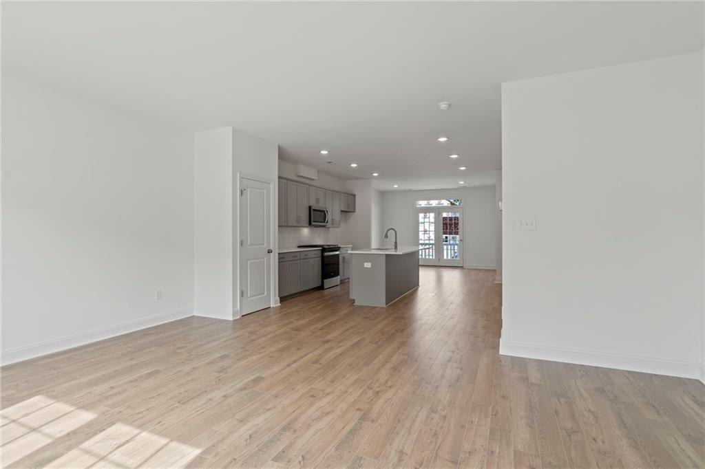 15320 Oasis Sun Way - Photo 4 of 23