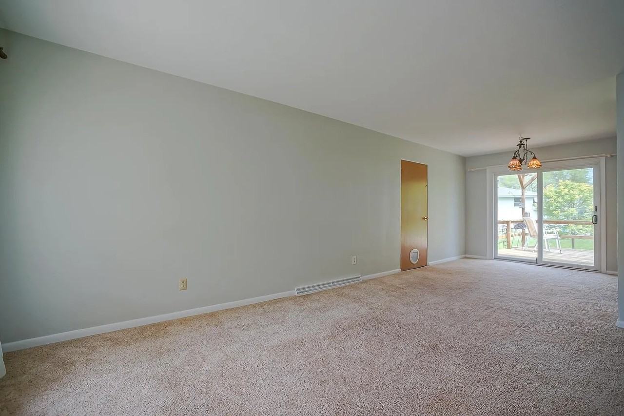 6134 N Jayar Dr #6134LOWER - Photo 4 of 18