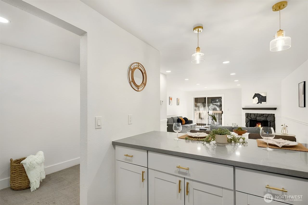 14527 Ne 40th St - Photo 7 of 19