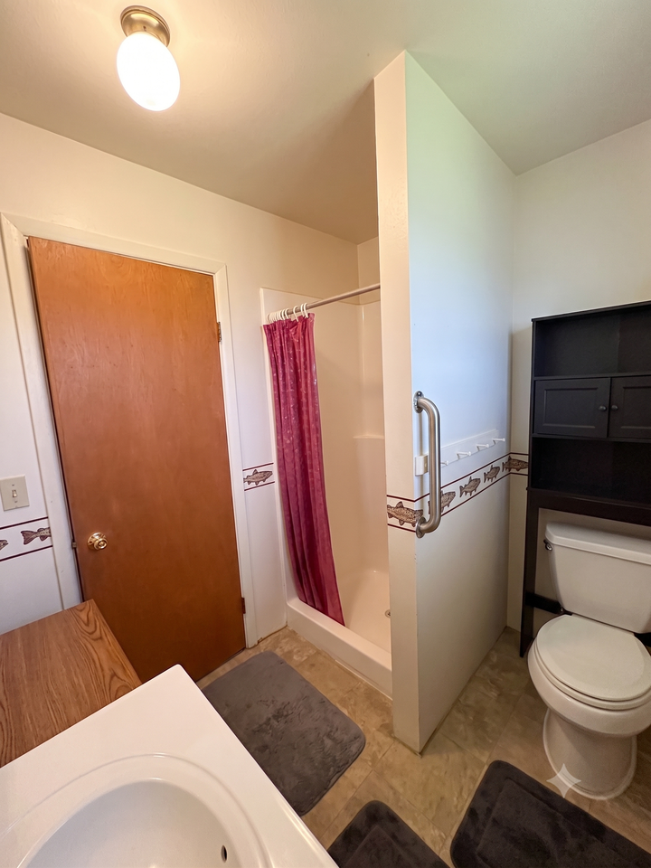 686-800 Bamboo Way - Photo 4 of 6