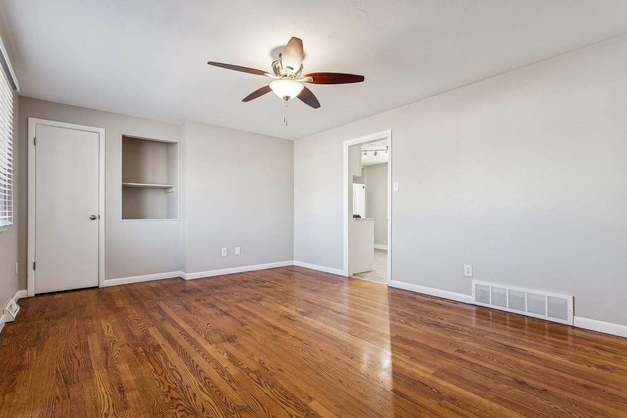 12678 E Alaska Ave - Photo 4 of 22