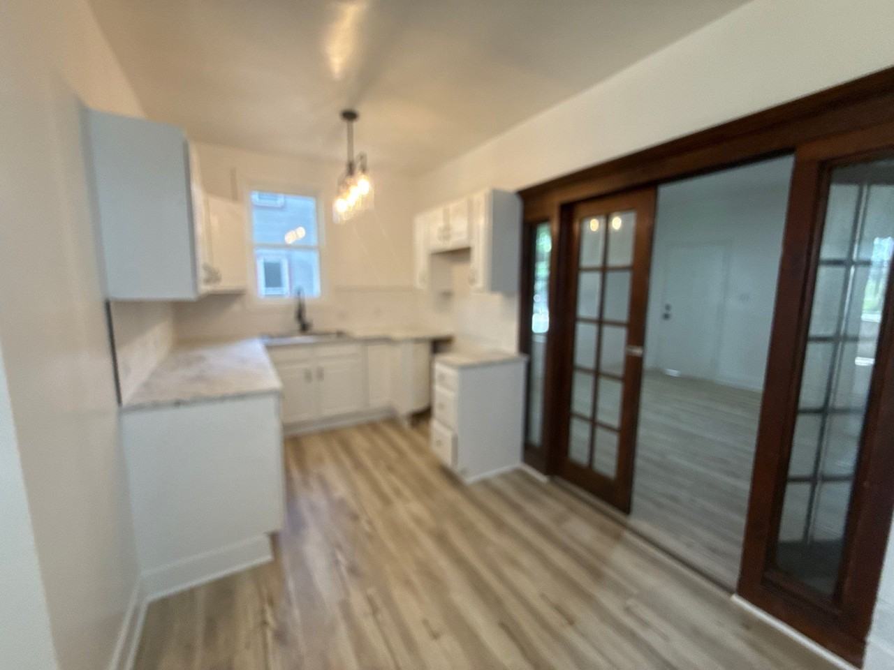 218 S B St #1 - Photo 4 of 10