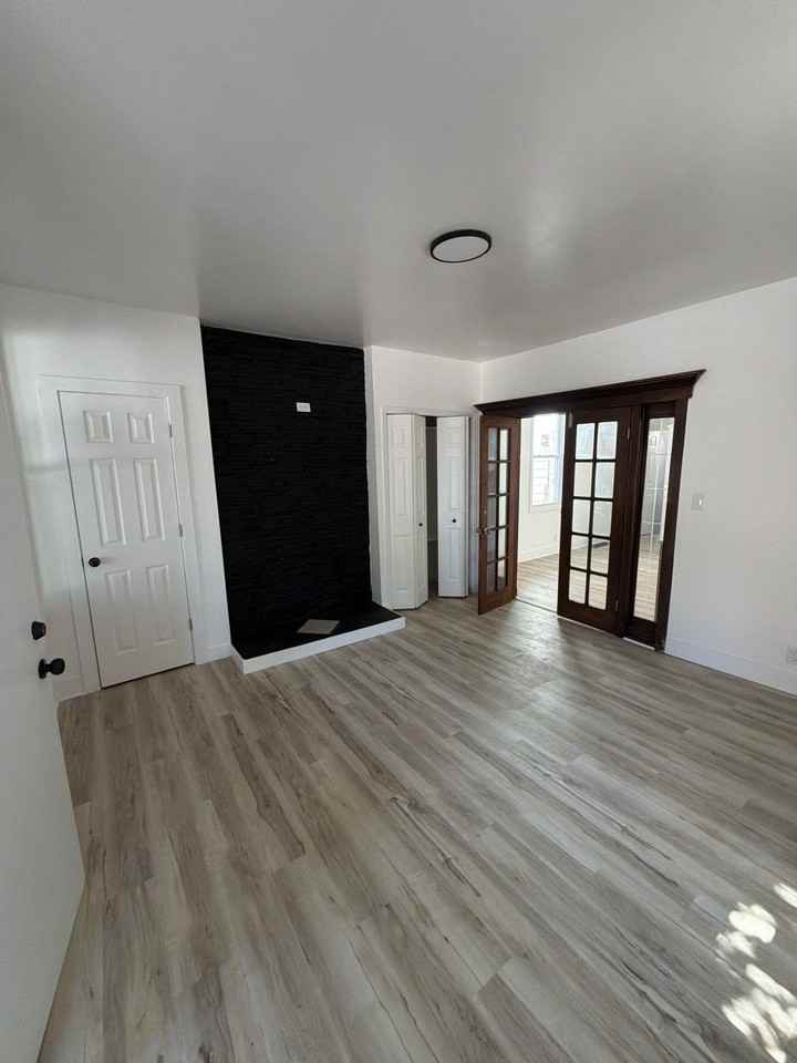 218 S B St #1 - Photo 6 of 10