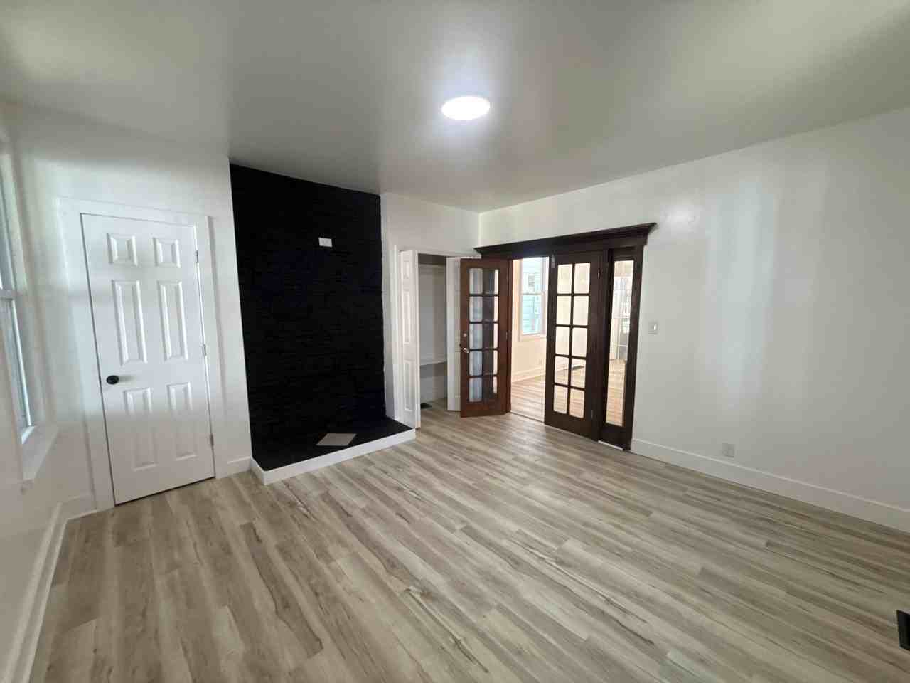 218 S B St #1 - Photo 7 of 10