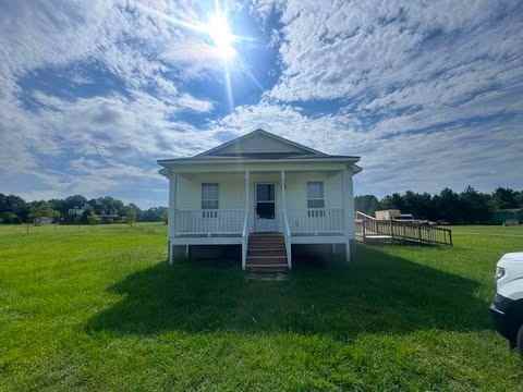 720 Thorne Rd - Photo 2 of 14