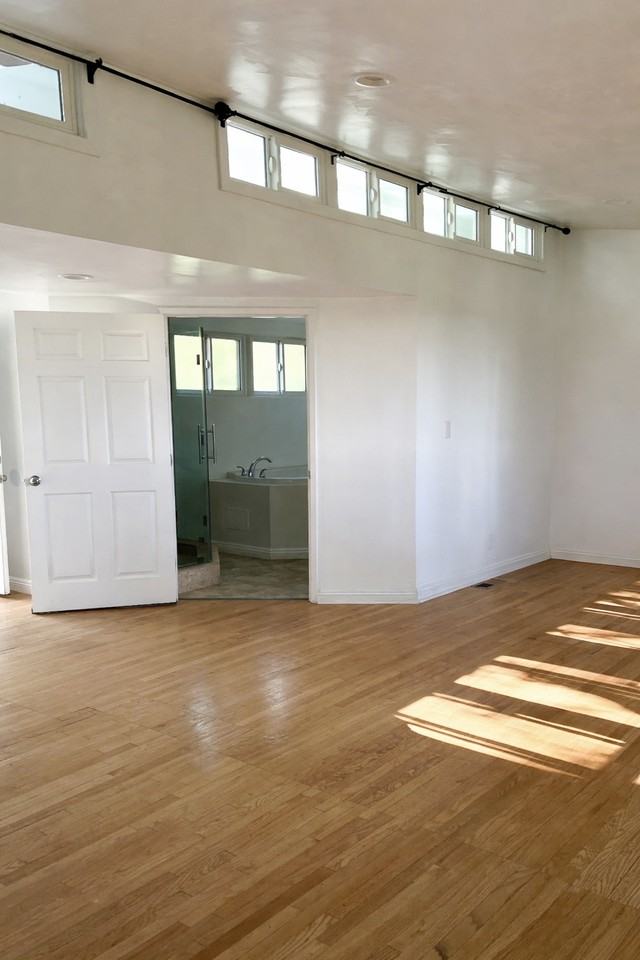 1404 San Remo Dr - Photo 4 of 9