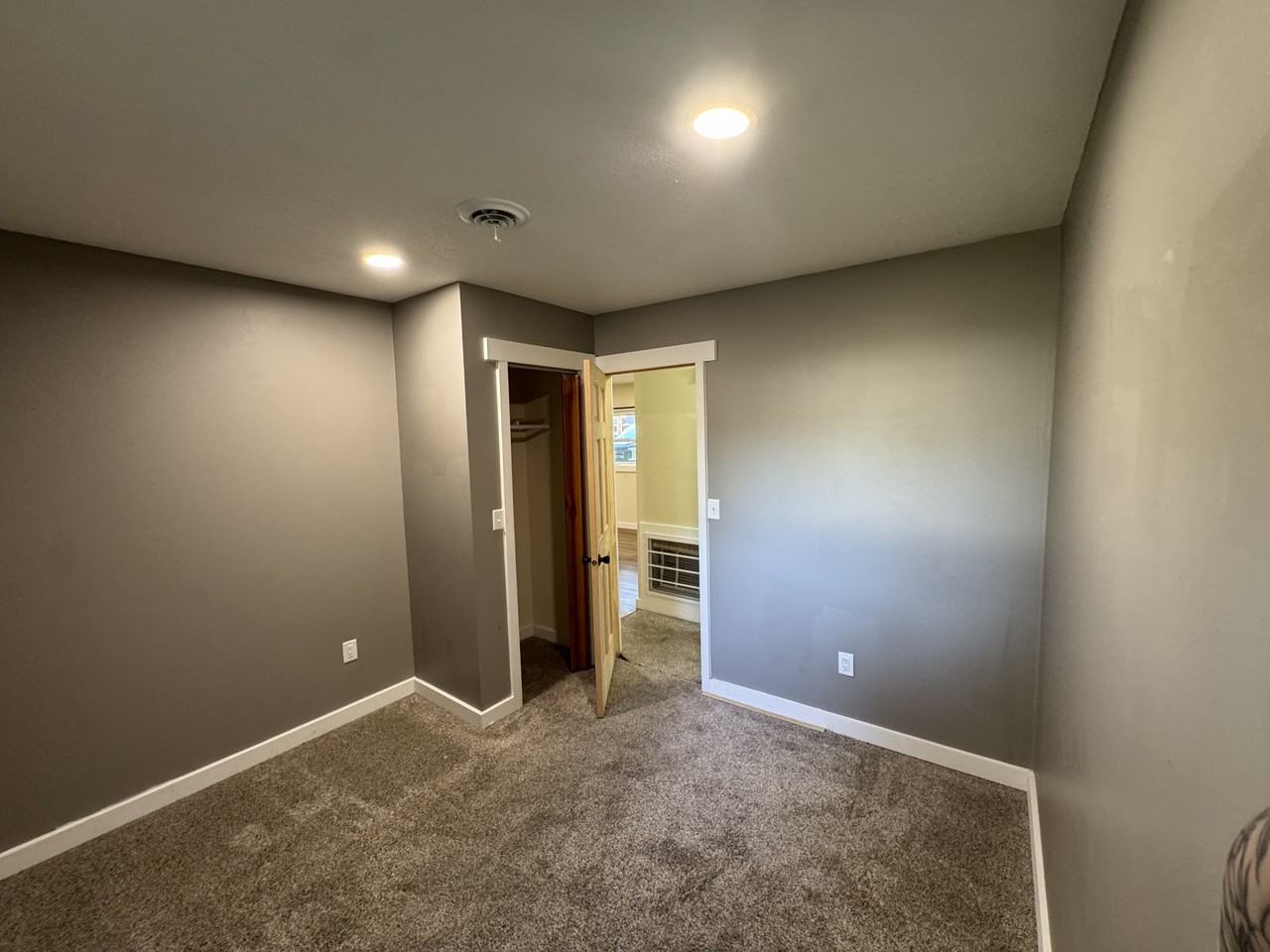615 N Zimmer Rd - Photo 6 of 12