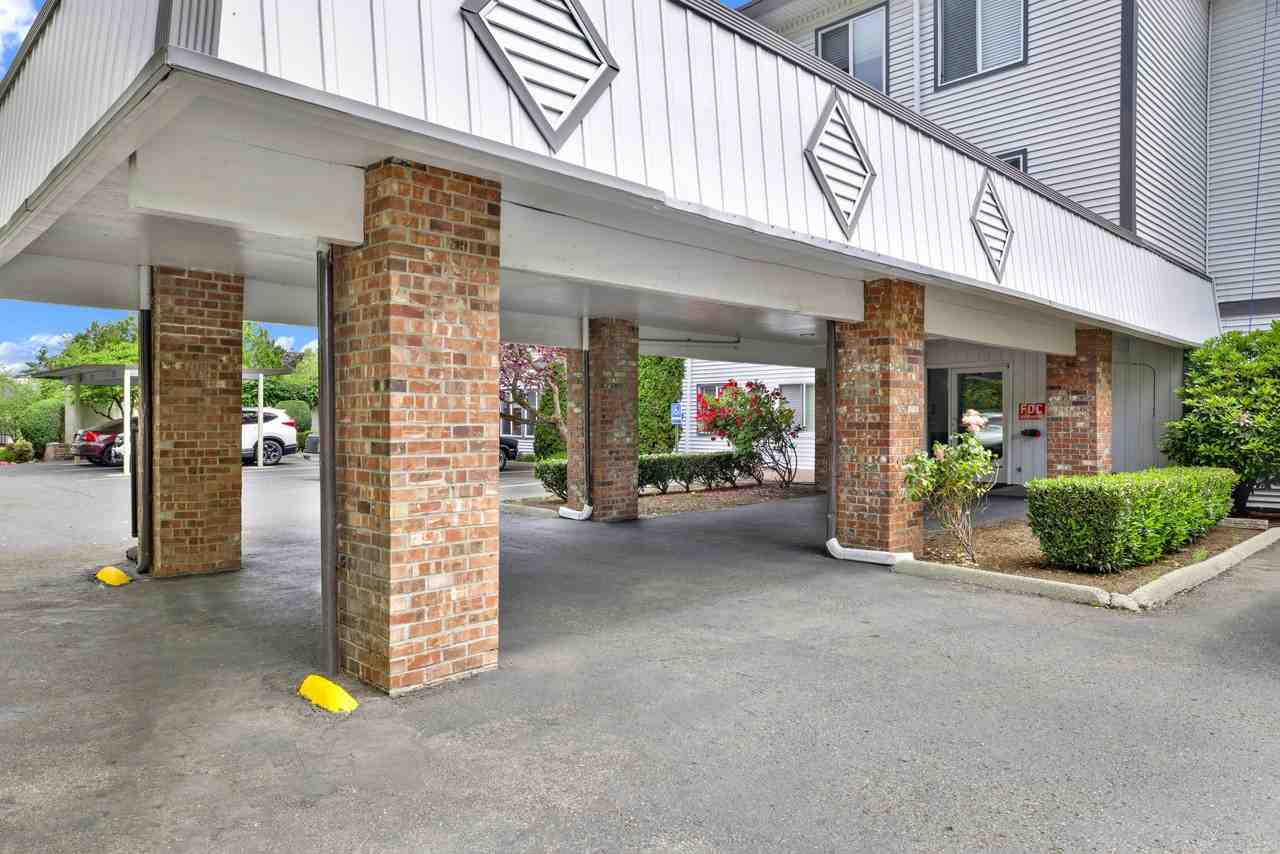 The Ridge at Bellevue - Photo 7 of 28