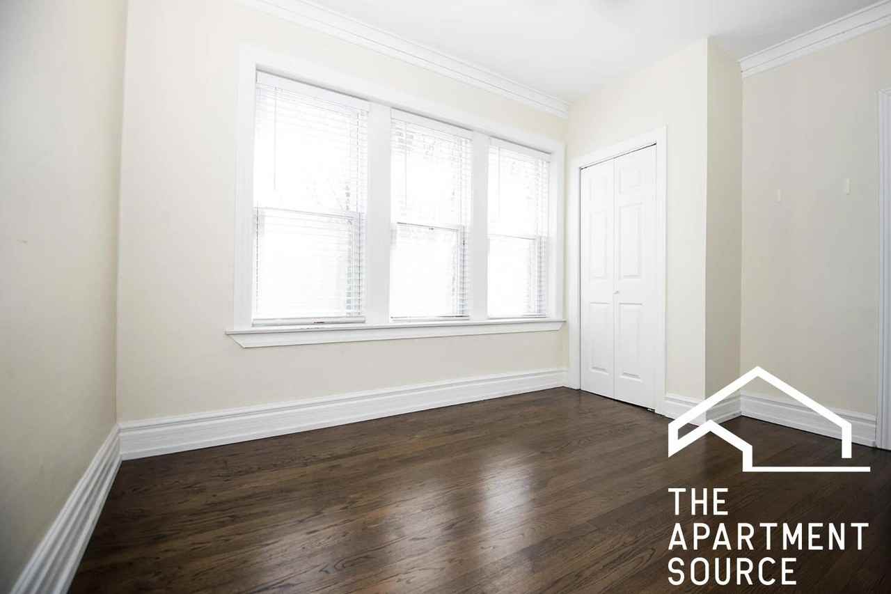 3703 N Hoyne Ave #3 - Photo 6 of 14