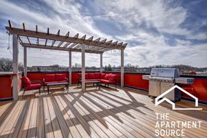 featured image of 3329 N Avers Ave #3N