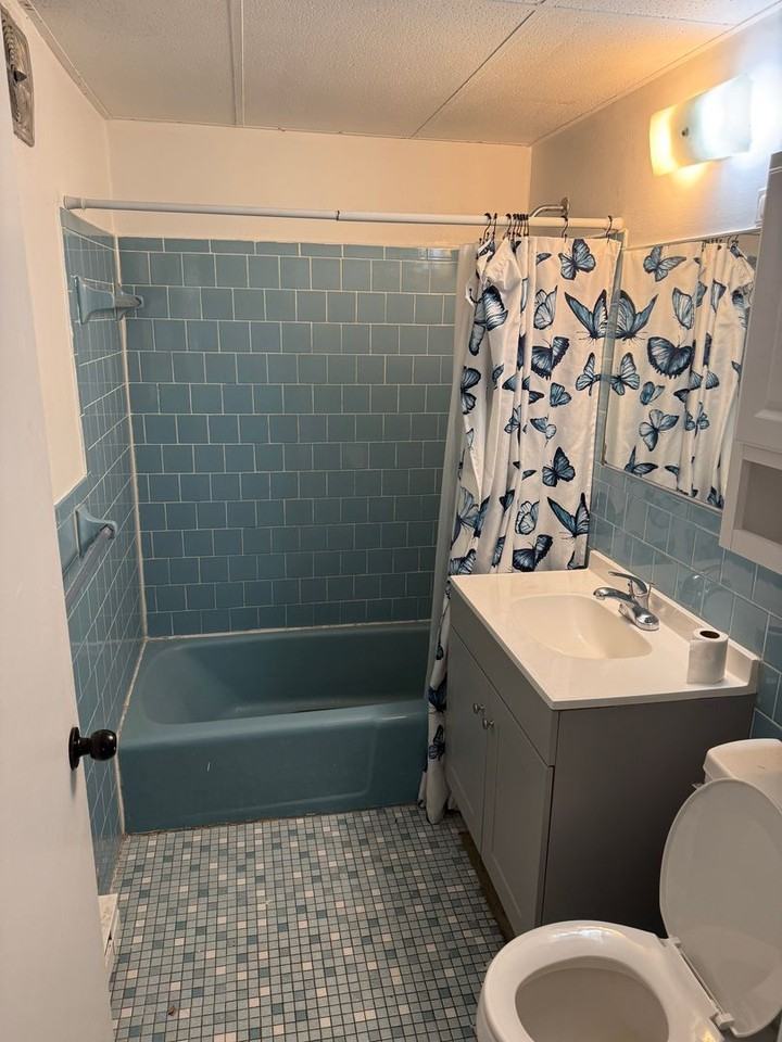 262 Union Ave - Photo 4 of 7