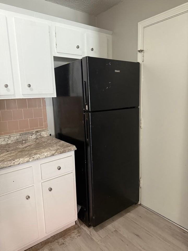 262 Union Ave - Photo 7 of 7