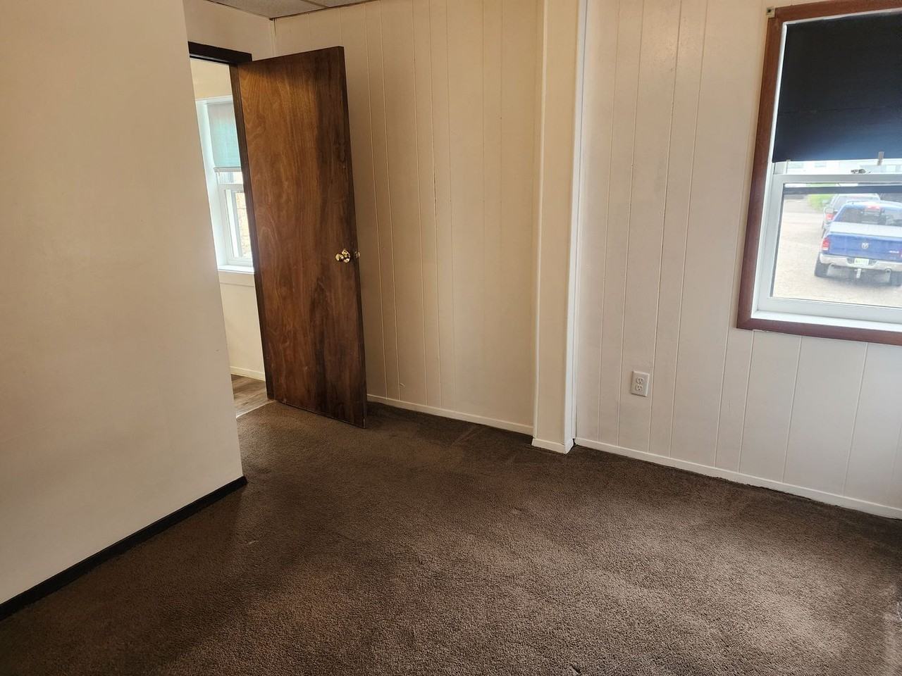 222 Adams Ave - Photo 6 of 14