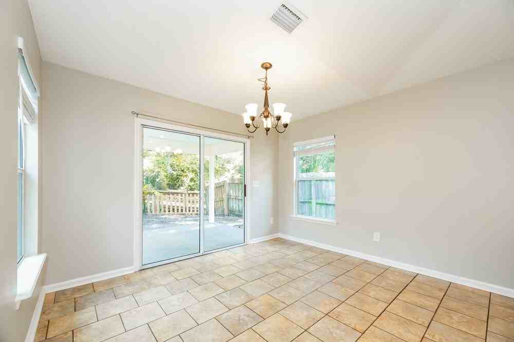 12616 Pine Marsh Way - Photo 6 of 16