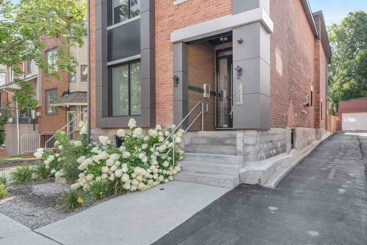 534 Lisgar St #6 - Photo 2 of 3