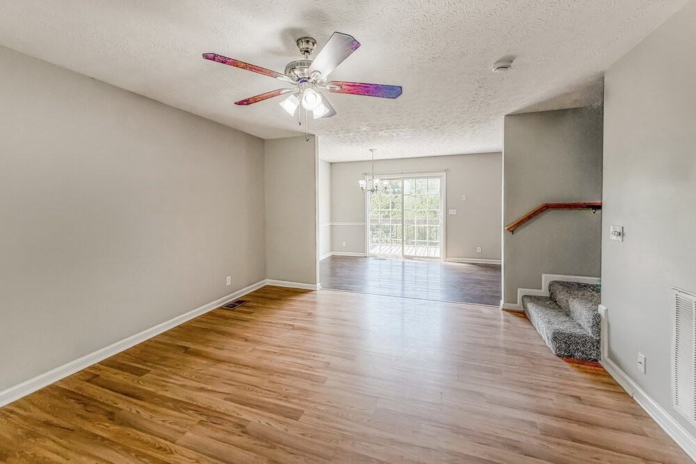 7835 Rainey Dr - Photo 6 of 17