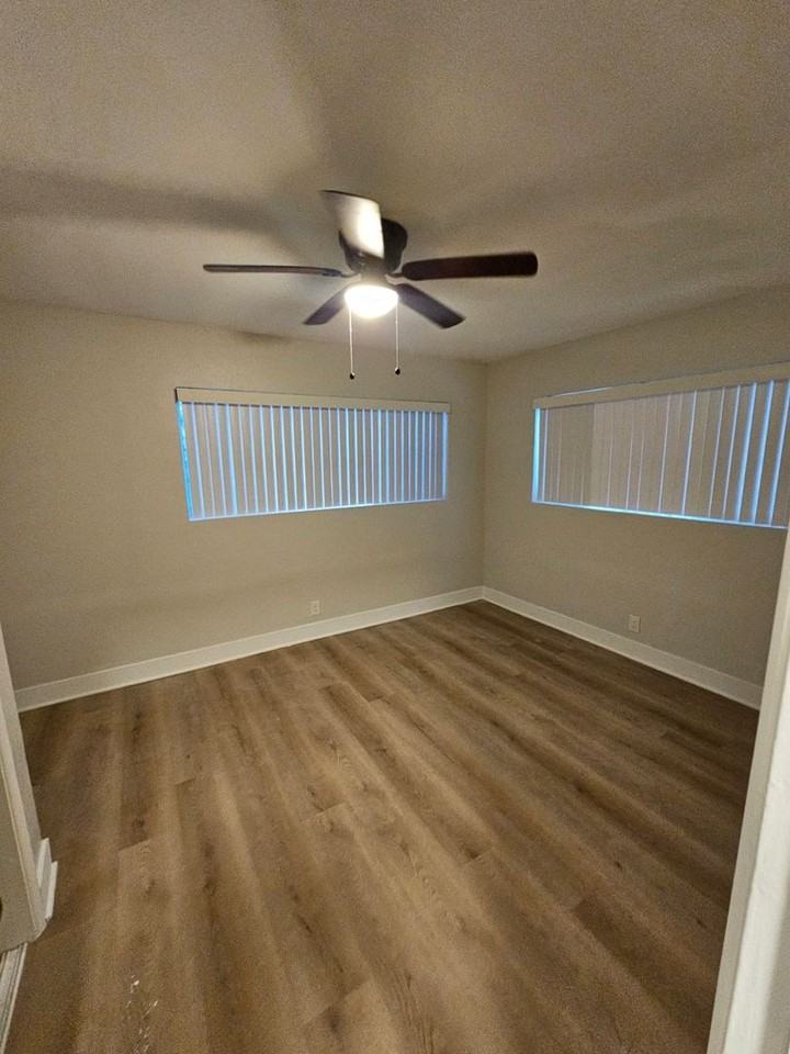 924 N. Kingsley Dr. - Photo 3 of 17