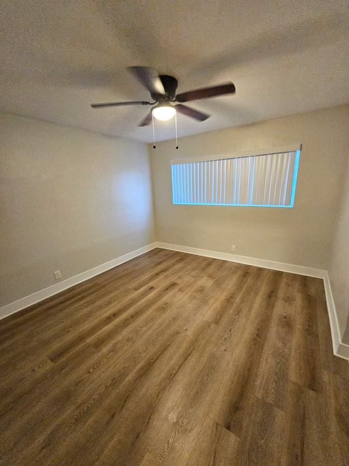 924 N. Kingsley Dr. - Photo 4 of 17