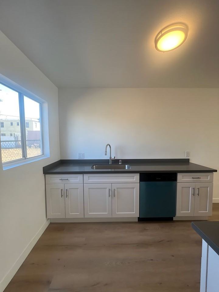924 N. Kingsley Dr. - Photo 5 of 17
