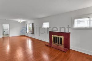 featured image of 2145 Grant St