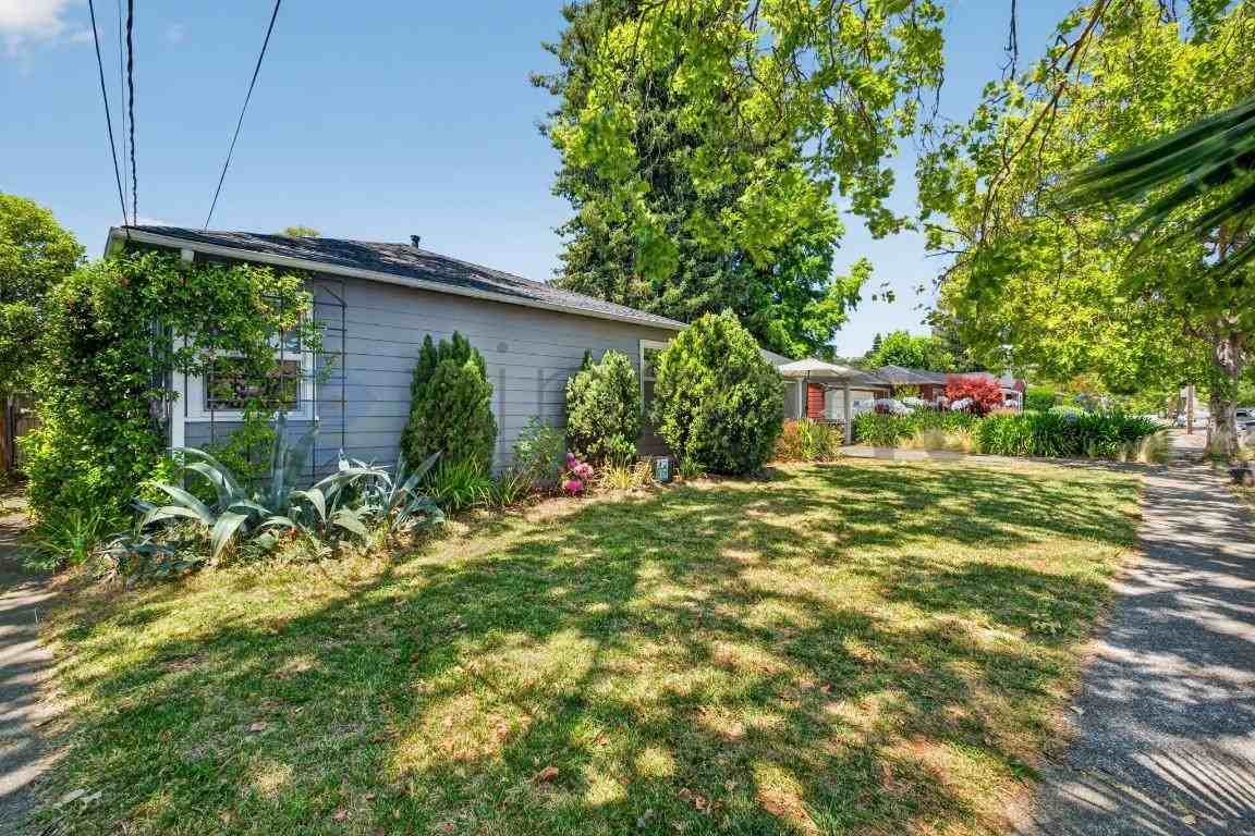 2039 Montecito Ave - Photo 2 of 46