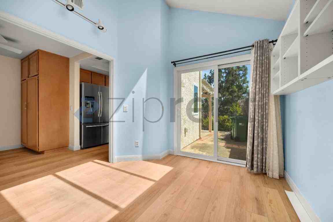 12132 Caddy Row - Photo 7 of 23