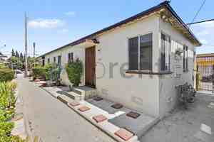 featured image of 7027 Holmes Ave