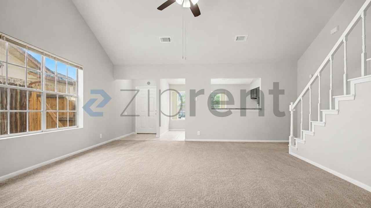 6702 Tamar Dr #B - Photo 7 of 20