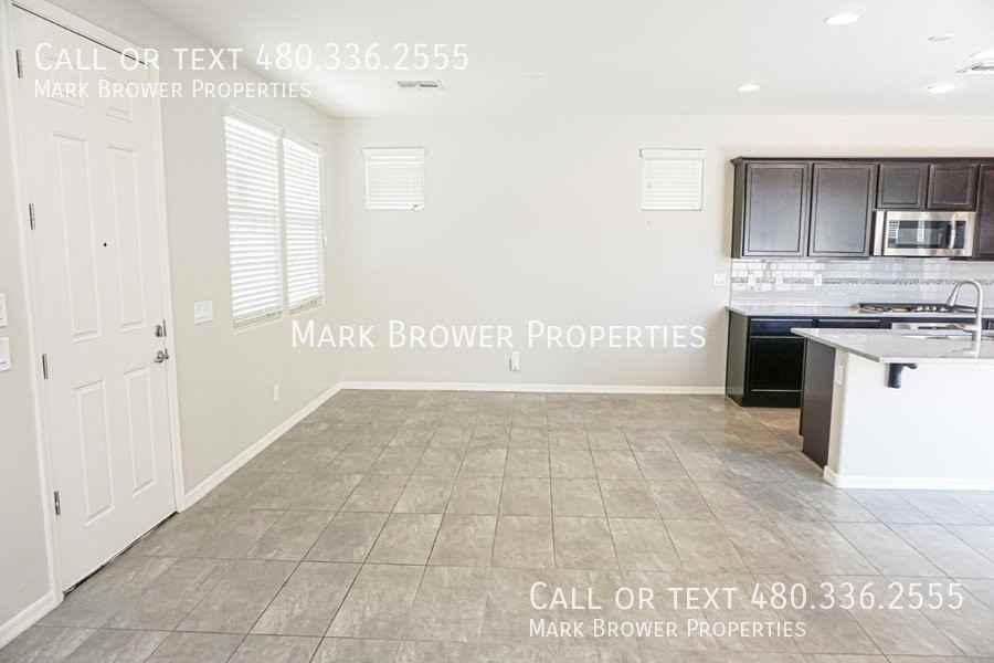 2268 S Henry Ln - Photo 3 of 27