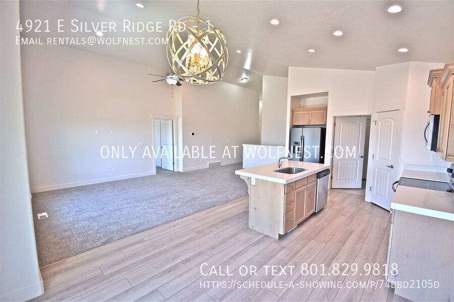 4921 E Silver Ridge Rd #1 - Photo 7 of 34