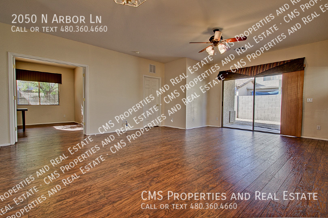 2050 N Arbor Ln - Photo 6 of 29
