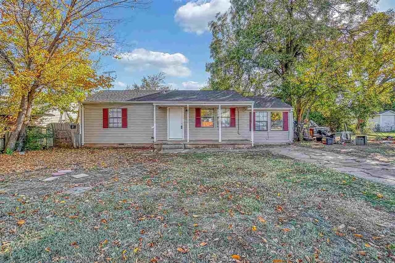 2112 Nw Bessie Ave - Photo 2 of 20