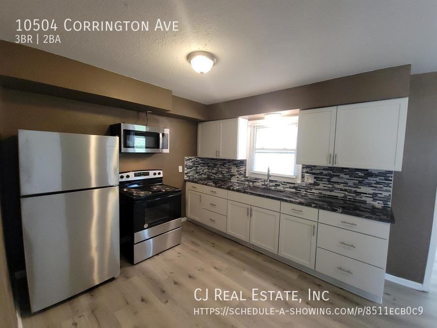 10504 Corrington Ave - Photo 6 of 12