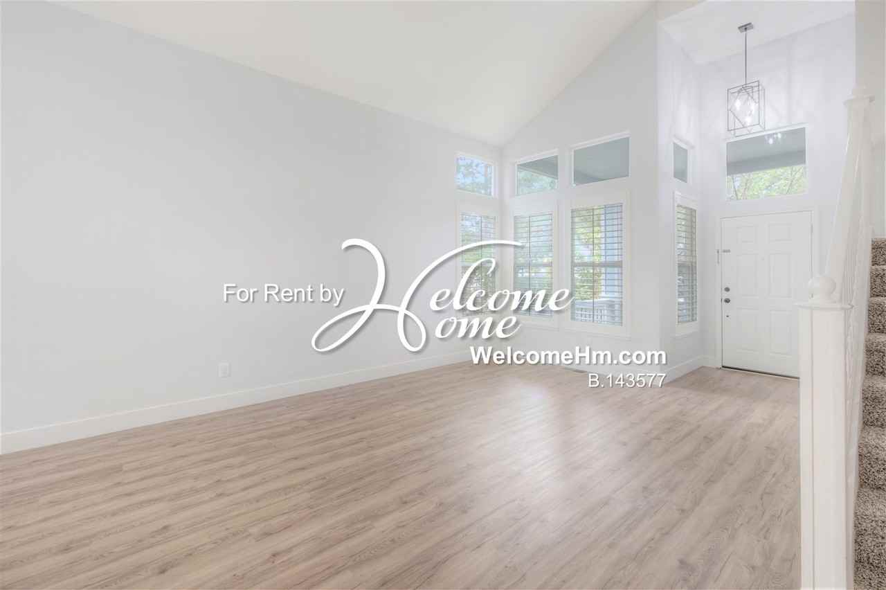 4698 Hampton Ln - Photo 5 of 39