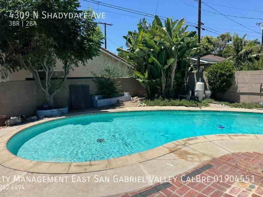 4309 N Shadydale Ave - Photo 2 of 18