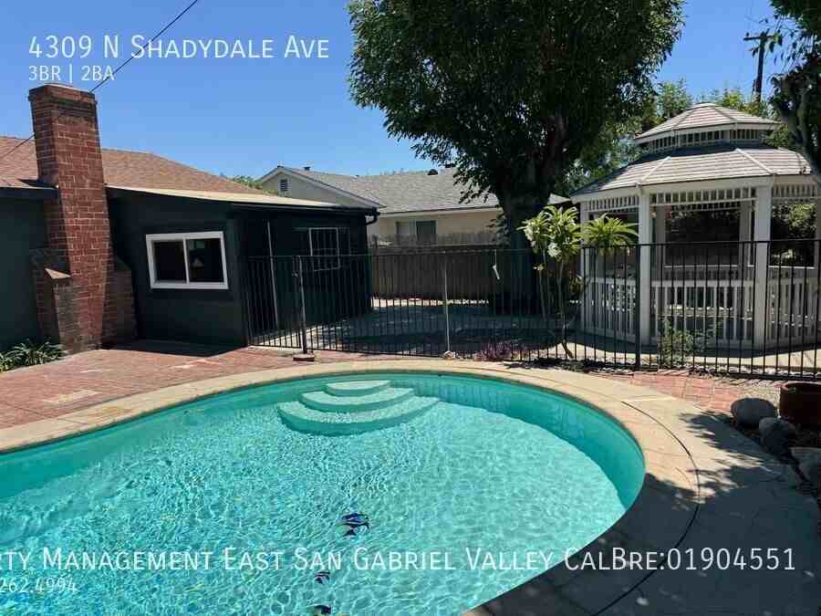 4309 N Shadydale Ave - Photo 3 of 18