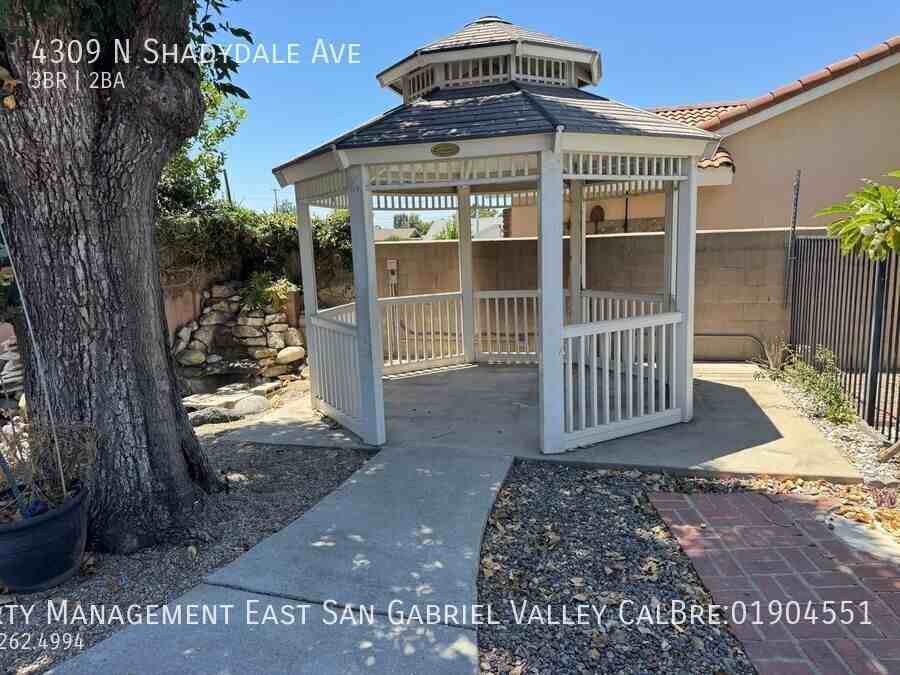 4309 N Shadydale Ave - Photo 5 of 18