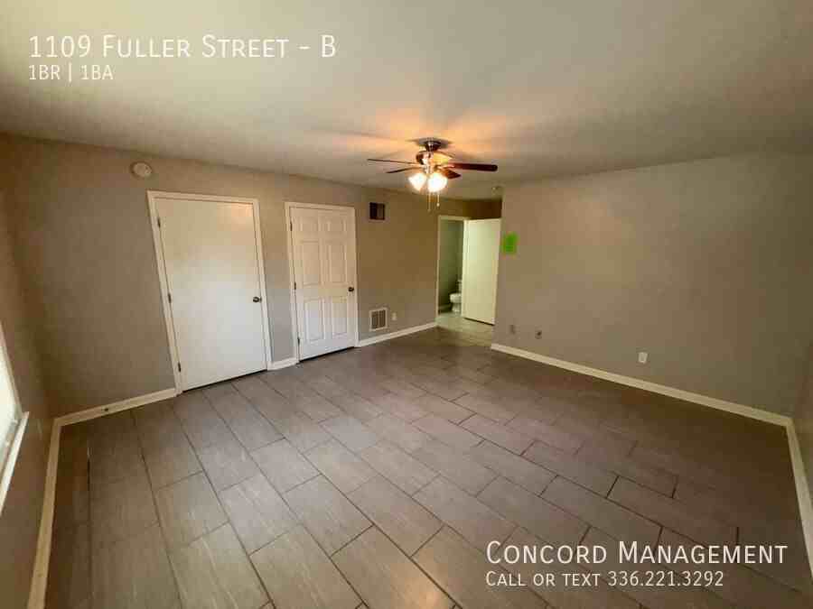 1109 Fuller St #B - Photo 3 of 9
