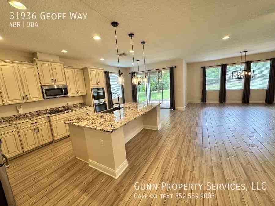 31936 Geoff Way - Photo 5 of 28