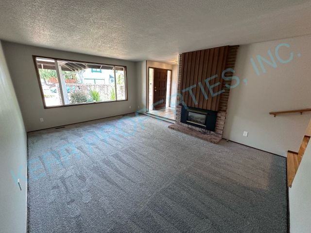 3108 Ne 140th Ave - Photo 2 of 25